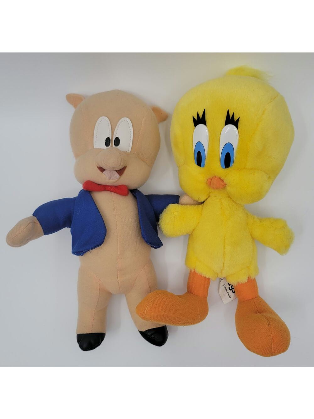 Looney tunes porkey and six flags tweety plush stuffed toys